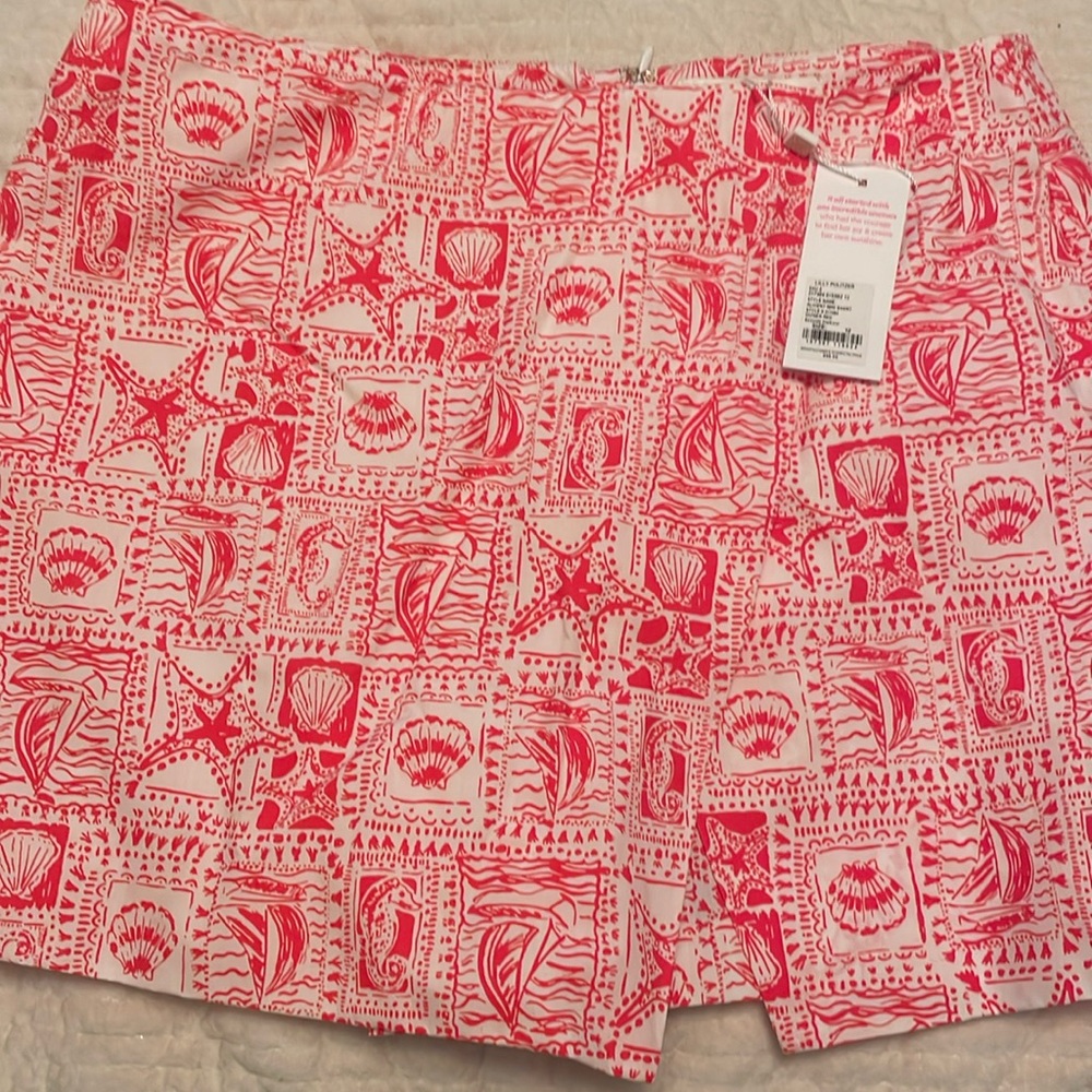 Lilly Pulitzer Alicent mini skort in mizner red seaside harbour print.  12. NWT